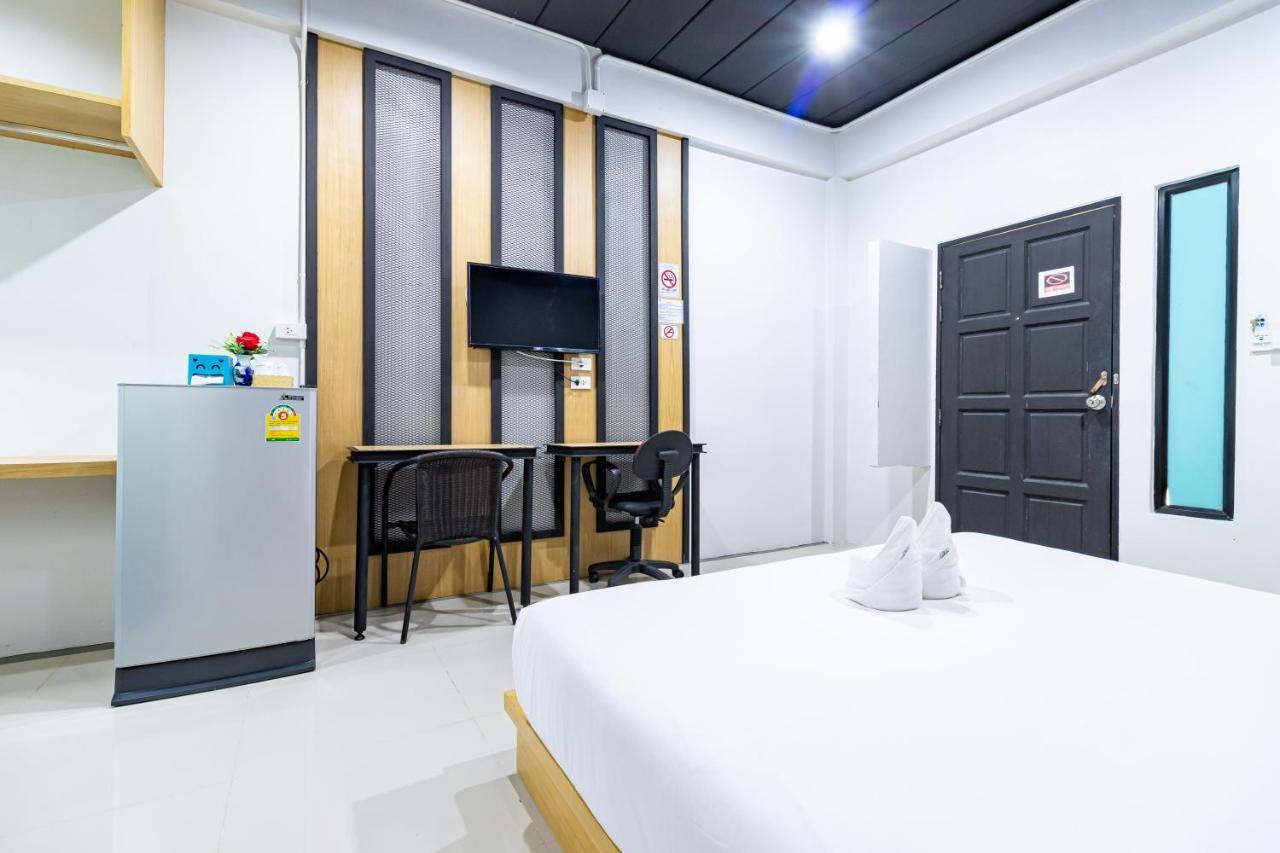 Cs Klongtoey Grand Resort Ban Yep Chaeng Esterno foto